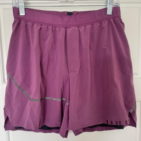Lululemon Men’s‎ M Surge Short 6” lined SE $88.00 Purple Light Weight Comfort - Picture 3 of 14